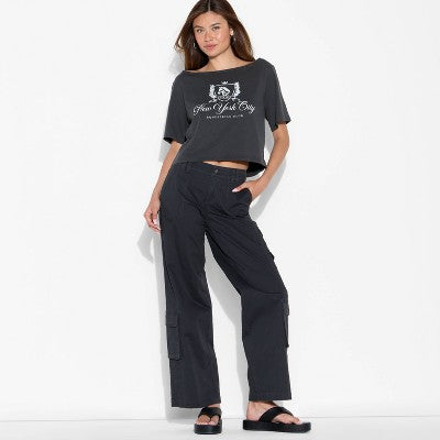 Women's Short Sleeve Off the Shoulder Boxy T-Shirt S