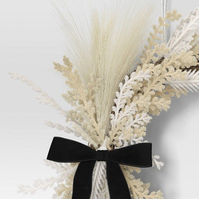 17" Moon Wreath Cream - Hyde and EEK! Boutique