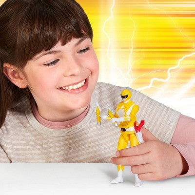 Mighty Morphin Power Rangers Re-Ignition Auto-Morphin 6" Yellow Ranger Action Figure with Power Daggers Weapons