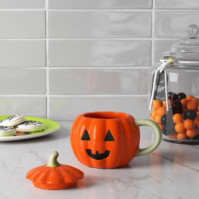 9.5 fl oz Jack-o-Lantern Mini Figural Mug with Lid - Hyde and EEK! Boutique