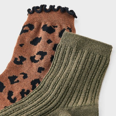 Women's Leopard Print Ruffle Trim Ultra Soft 2pk Ankle Socks - Auden Brown/Black/Olive Green 4-10
