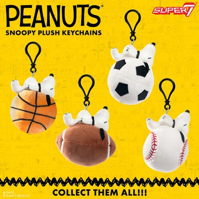 Super7 - Peanuts - Super Duper Plush Keychain Wv01A - 12pc Blind Bag Flat