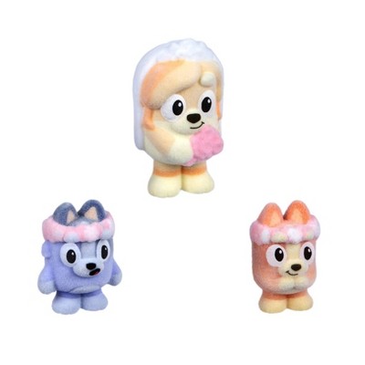 Bluey Fuzzies Episode Pack The Sign Display Case and Figures
