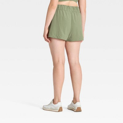 Women's Active Light High-Rise Wide Shorts 3.5" Olive Green XL