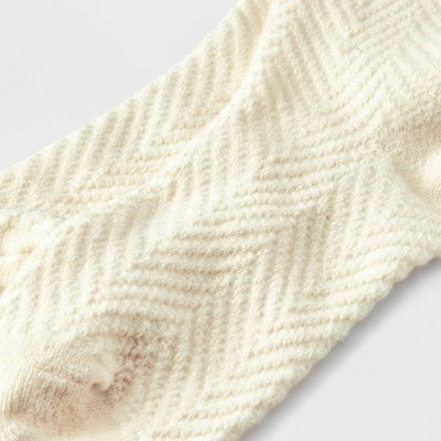 Women's Chevron Textured Supersoft Crew Boot Socks 4-10