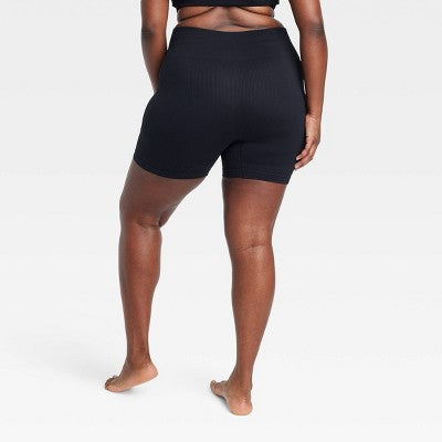 Women's Seamless Ribbed Bike Shorts - Colsie Black XS