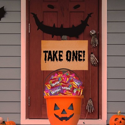 Mars - Skittles and Starburst Halloween Candy Fun Size Chewy Fruit Candies Variety Bag - 58.26oz/140ct