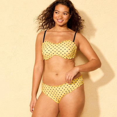 Women's Ruffle Edge Low-Rise Bikini Bottom Small