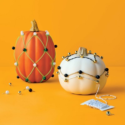 Halloween Craft String Art Pumpkin Decorating Kit - Mondo Llama