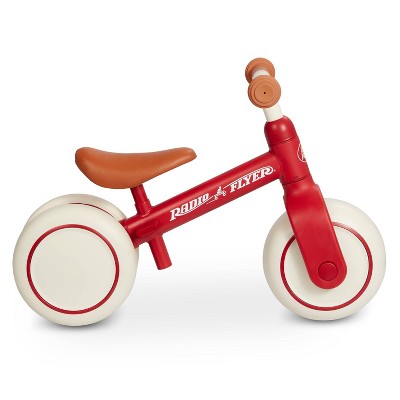 Radio Flyer Steady Start 8'' Kids' Balance Bike - Red: Steel Frame, Adjustable Seat