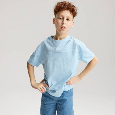 Boys' Short Sleeve Washed T-Shirt - Cat & Jack Light Blue M