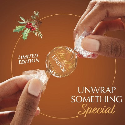 Lindt LINDOR Christmas Snickerdoodle Chocolate Candy Truffles - 5.1oz
