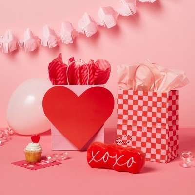 Valentine's Day Love Plush - Spritz