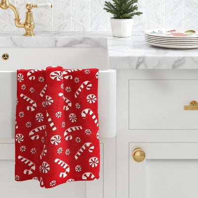 Christmas Peppermint Swirl Kitchen Towel - Wondershop