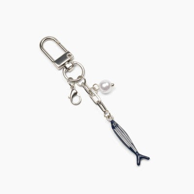 Studio Artifact Lip Charm Keychain Accessory - Fish: Zinc Alloy Material, Beauty Tool Set
