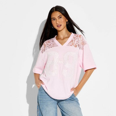 Women's 89 Lace Jersey Short Sleeve Graphic T-Shirt- Light Pink M