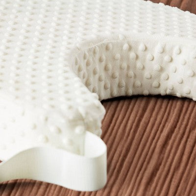 Munchkin Nursing Pillow, Ergonomic Support for Breast and Bottle Feeding, Ultra-Luxe Soft Touch Fabric - White
