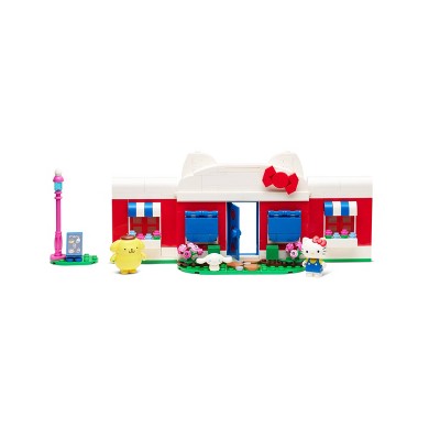 Hello Kitty and Friends Hello Kitty's Dream Cafe Building Set with Hello Kitty, Cinnamoroll, and Pompompurin Minifigures