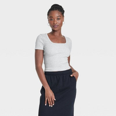 Women's Shrunken Scoop Neck T-Shirt Universal Thread Gray L