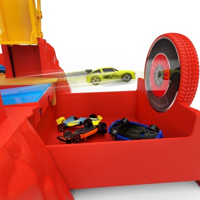 DRIVEN by Battat City Race Playset