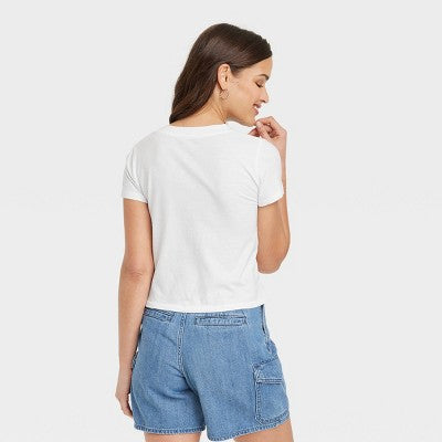 Women's Shrunken Short Sleeve V-Neck T-Shirt White M