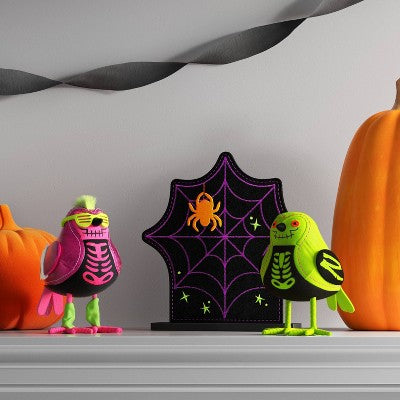 9" Felt Spider Web on Stand Halloween Decorative Object - Hyde & EEK! Boutique