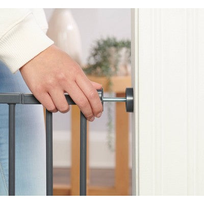 Regalo Heritage & Home Multi-Style Safety Gate: Metal, Pressure-Mounted, 21 Inches Height (LOCAL PICKUP ONLY)