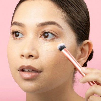 Real Techniques Expert Concealer Makeup Brush