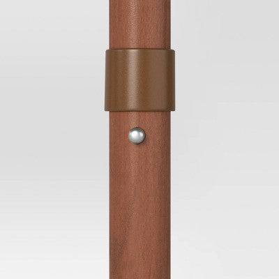 7.5' Round Scalloped Umbrella Jade Isle - Threshold