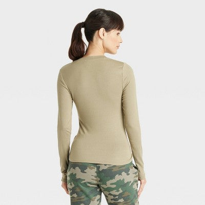 Women's Henley Neck T-Shirt Universal Thread Olive Green XS