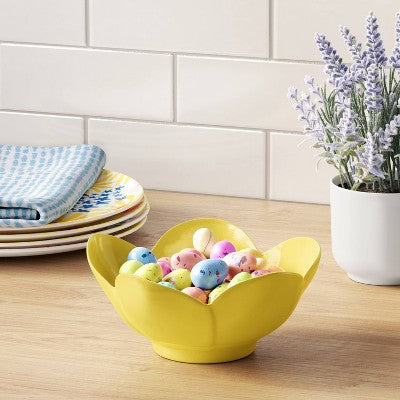 14oz Melamine Figural Flower Dessert Bowl Yellow - Room Essentials
