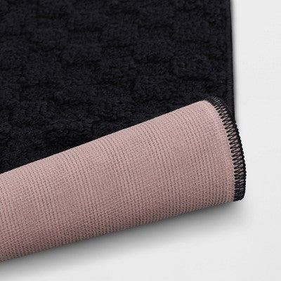 1'8"x2'6" Tufted Rug Black - Room Essentials