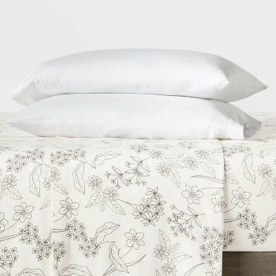 Twin/Twin XL Easy Care Cotton Blend Sateen Fitted Sheet Gray Floral - Room Essentials: 225 Thread Count, Eco-Friendly Materials