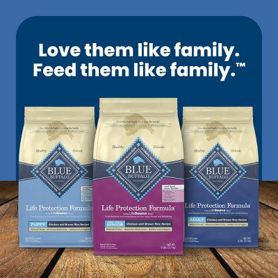 Blue Buffalo Life Protection Formula Natural Senior Small Breed Dry Dog Food with Chicken and Brown Rice - 5lbs
