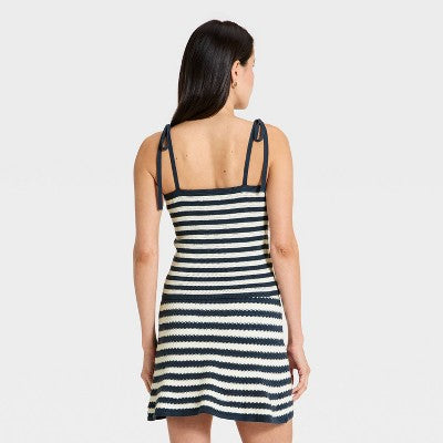 Women's Pullover Sweater Tank Top - Universal Thread Navy Blue S