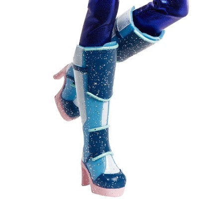 Winx Club Tecna Fairy 10.5" Fashion Doll with Glitter Outfit and Removable Wings