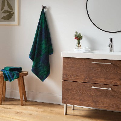 Winter Wonderland Plaid Christmas Bath Towel Blue/Green - Threshold