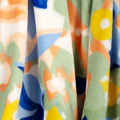 Vintage Floral Printed Plush Throw Blanket - Room Essentials