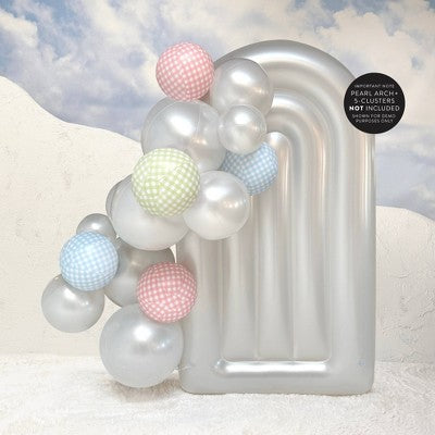 Minnidip 5ct Balloon Garland: Gingham Print