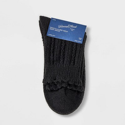 Women's Scalloped Edge Pointelle Supersoft Short Crew Boot Socks - Universal Thread Black 4-10