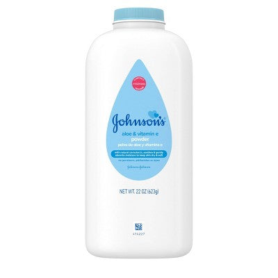 Johnson's Naturally Derived Cornstarch Baby Powder, Aloe & Vitamin E for Delicate Skin - 22oz
