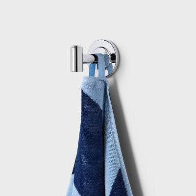 36"x72" Reversible Diagonal Striped Oversized Beach Towel Blue/Navy Blue - Room Essentials
