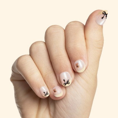 Olive & June Pressies Fake Nails - Katie J - XS/S Round - Bears and Bows