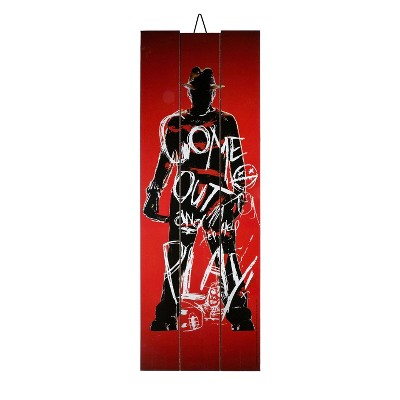Warner Bros. 20" A Nightmare on Elm Street Freddy Krueger Halloween Wall Decor with Easel