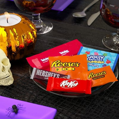 HERSHEY'S Chocolate and Sweets Assorted Halloween Candy Snack Size - 19.76oz/40pc