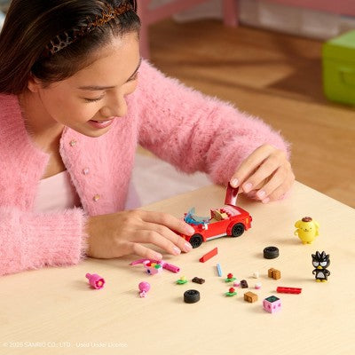 Hello Kitty and Friends Badtz-Maru's Convertible Building Set