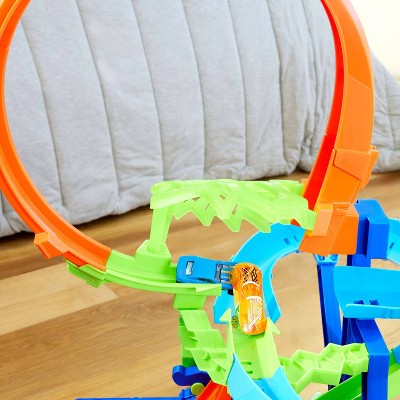 Hot Wheels Action Mid-Air Multi-Crash Toy Vehicle Playset - 37pk (LOCAL PICKUP ONLY)