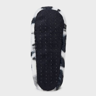 Women's Leopard Faux Fur Cozy Pull-On Slipper Socks with Grippers - Auden White/Black M/L
