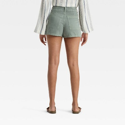 Women's High-Rise Pleated Jean Shorts 2