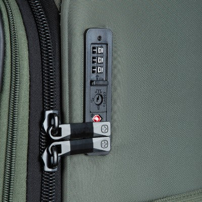 SWISSGEAR Zurich Softside Medium Checked Spinner Suitcase - Green